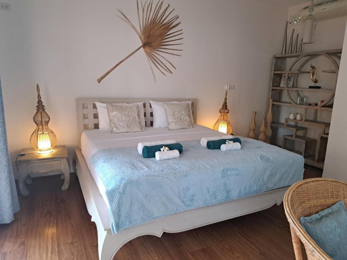 Laura Guest House-Adult Only- Hua Thanon  Εξωτερικό φωτογραφία