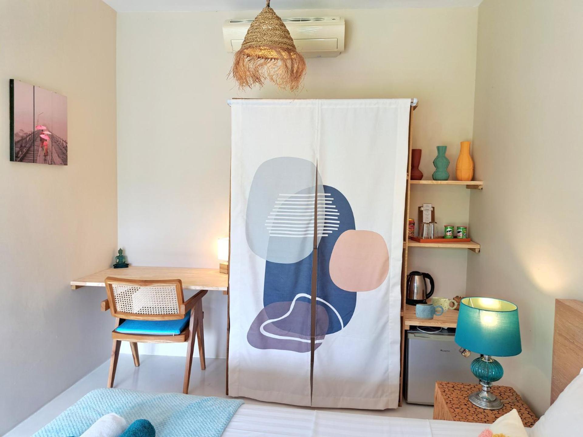 Laura Guest House-Adult Only- Hua Thanon  Εξωτερικό φωτογραφία